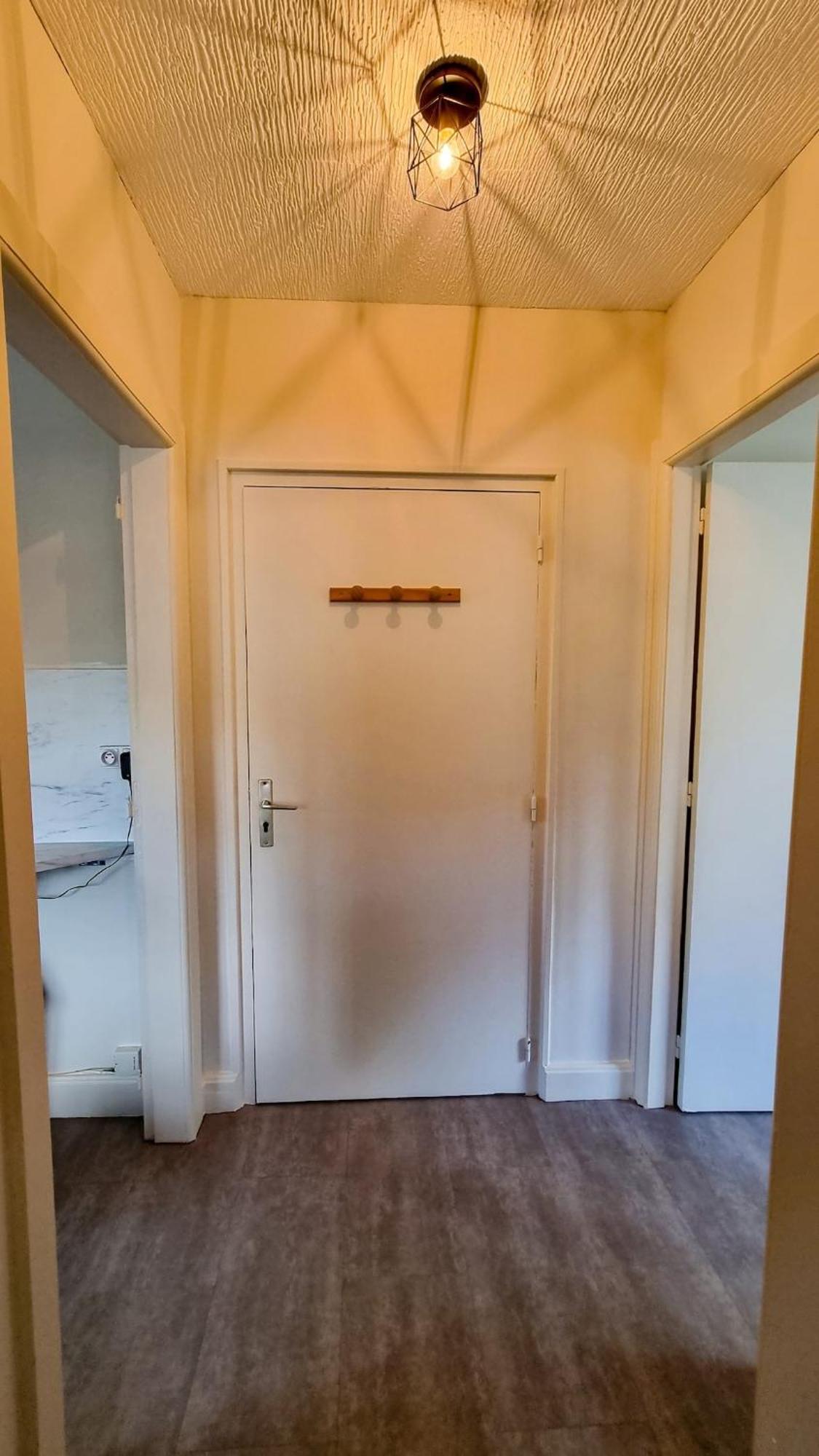 F2* * * 80m Du Avec Vue+terrasse+proche Centre Apartment *
